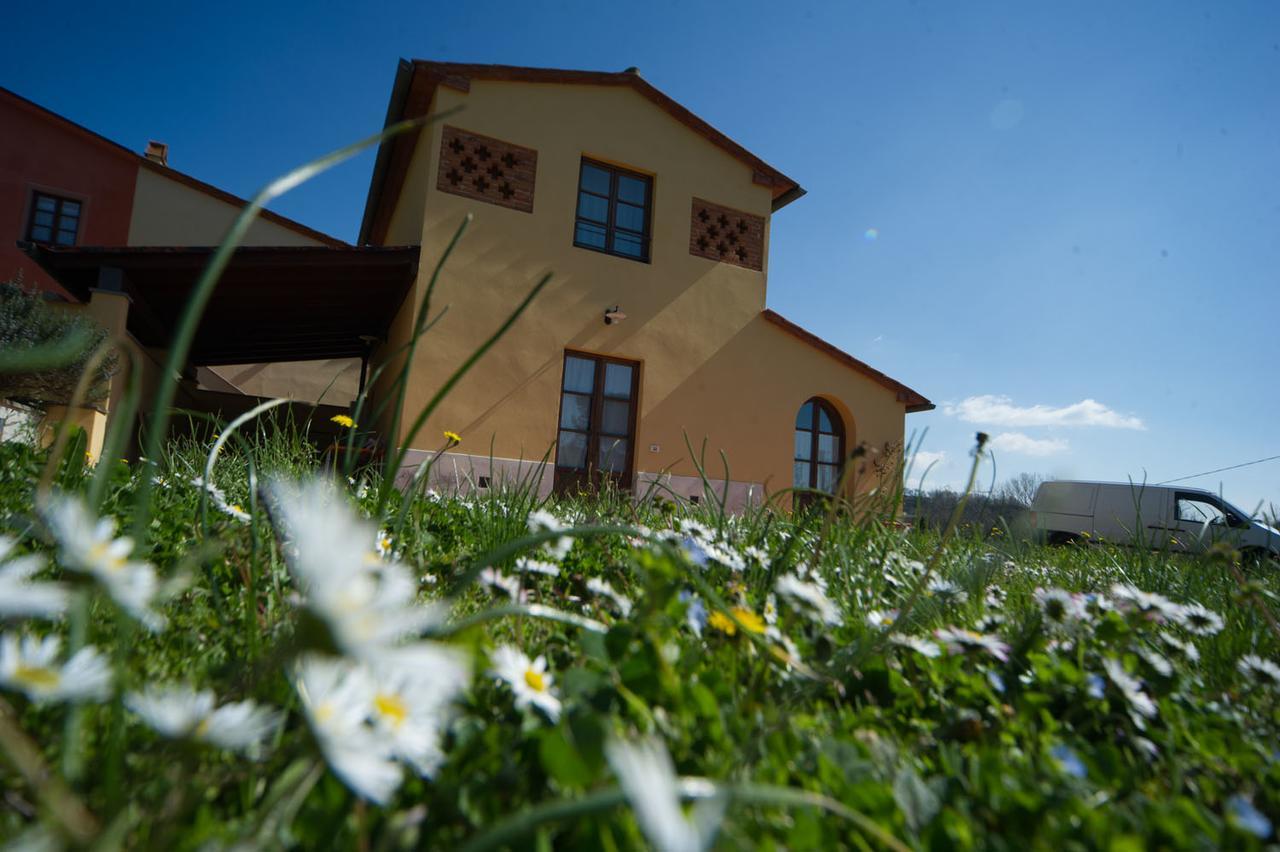 Agriturismo Lo Zolfino Penna Exterior photo